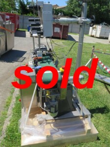 Carton labeler