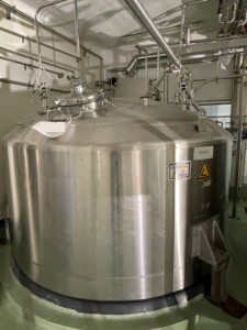 12.000 liters stainless steel tank