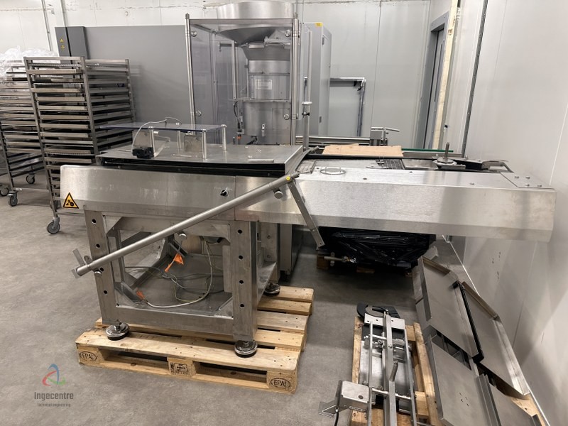 INGENNEO - filler-6806