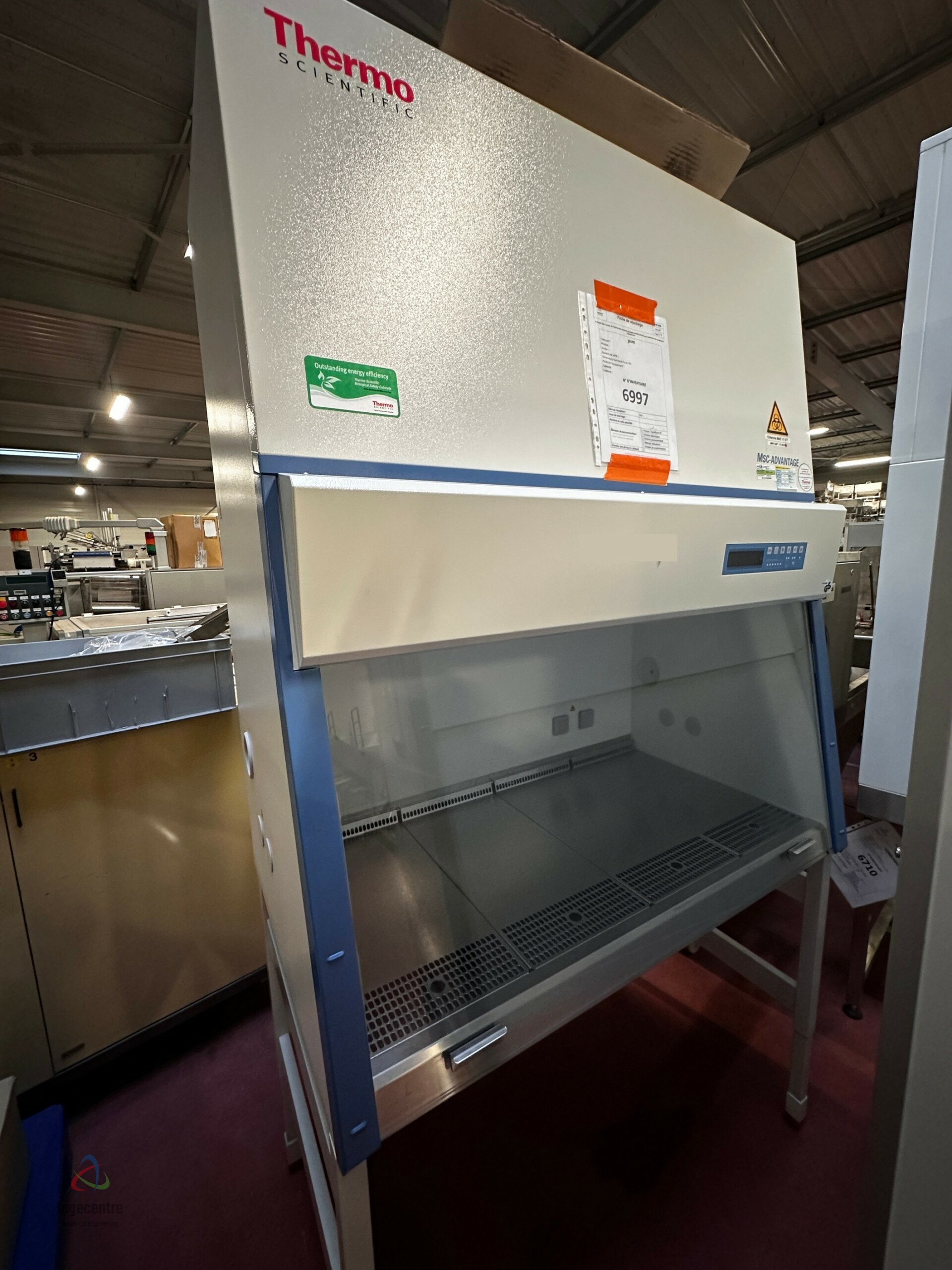 INGENNEO - Microbiological safety cabinet