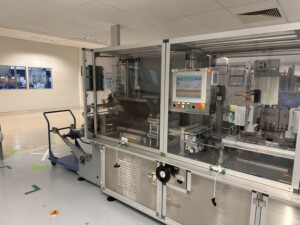 MÁQUINA DE TERMOFORMADO y ENVASADORA