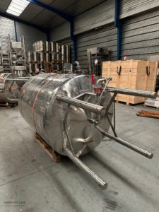 2000 liters stainless steel tank with agitation